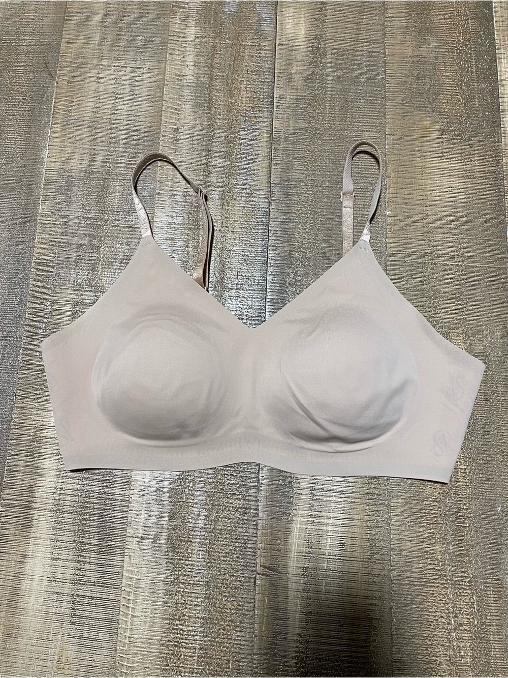 Victoria Secret Seamless Light Beige Wireless Comfort Bra